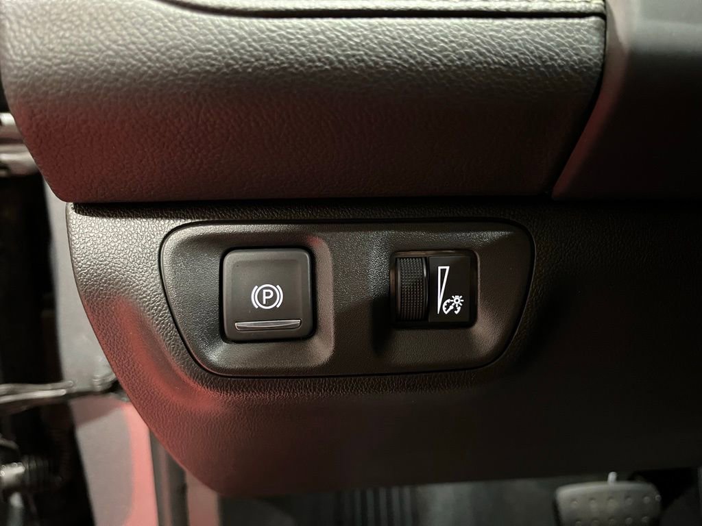 Certified 2023 GMC Acadia SLE w/ Driver Convenience Package image 27