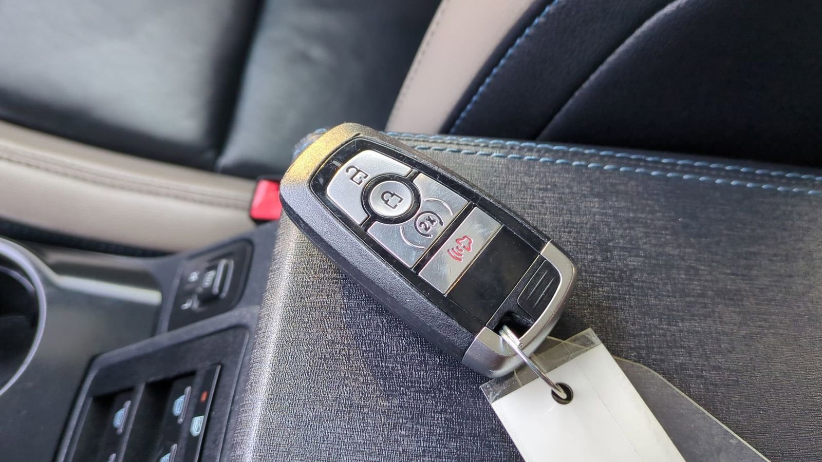 Certified 2024 Ford Bronco Wildtrak image 40