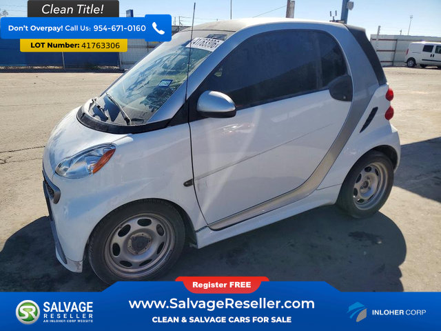 Used 2015 smart fortwo passion image 1