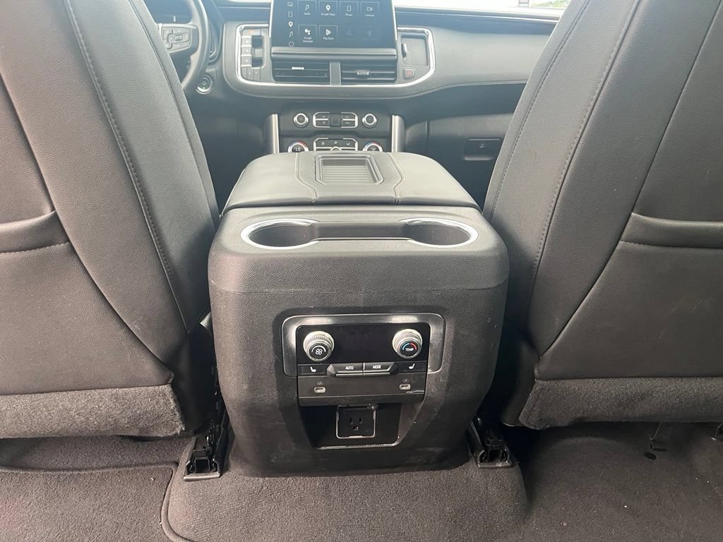 Used 2023 GMC Yukon XL SLT w/ SLT Premium Package AWD/4WD image 30
