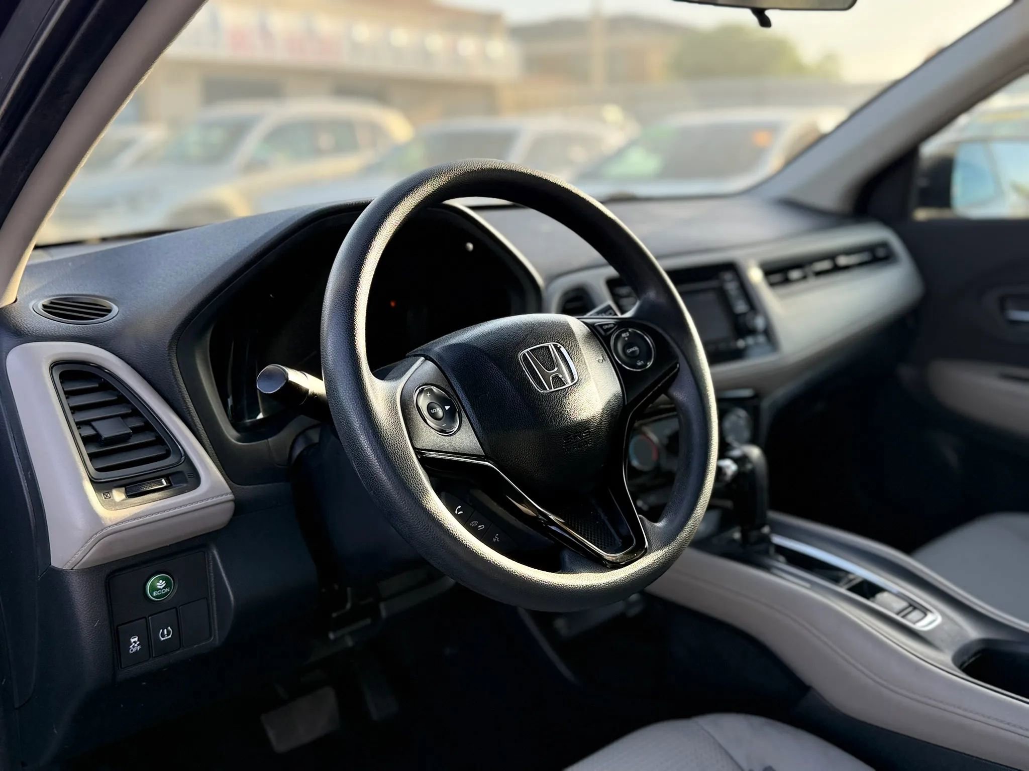 Used 2019 Honda HR-V LX image 25