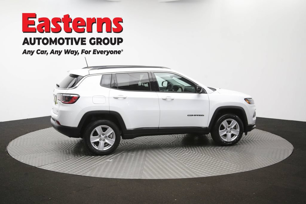 Used 2022 Jeep Compass Latitude w/ Convenience Group AWD/4WD image 43