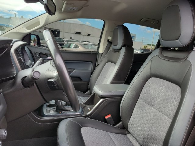 Certified 2022 Chevrolet Colorado Z71 w/ Z71 Midnight Edition AWD/4WD image 5