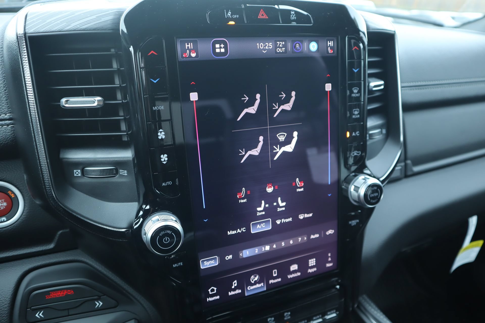 New 2026 RAM 1500 RHO AWD/4WD image 6