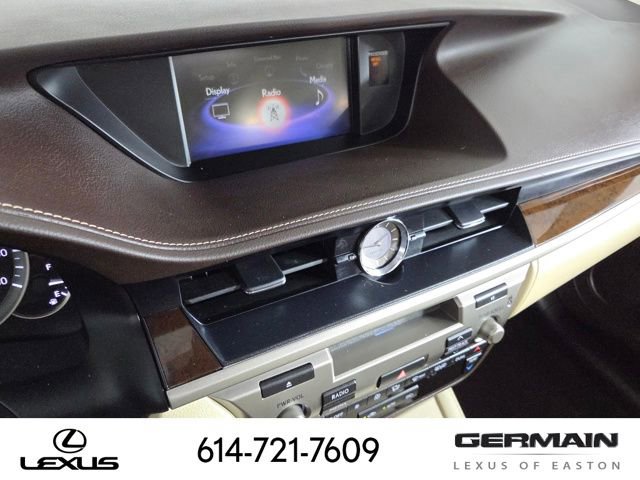Used 2017 Lexus ES 350 w/ Premium Package image 28