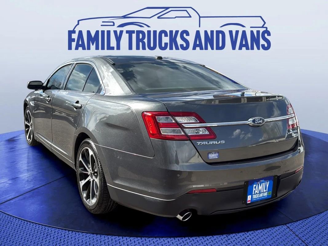 Used 2018 Ford Taurus Limited w/ Driver Assist Package image 3