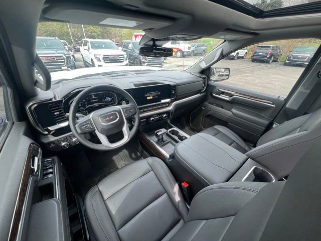 Used 2025 GMC Sierra 1500 Elevation w/ Elevation Premium Package image 9
