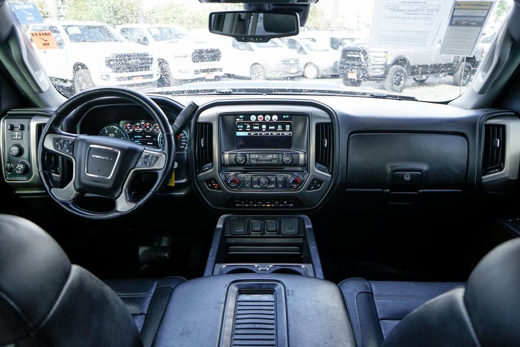 Used 2019 GMC Sierra 3500 Denali image 27