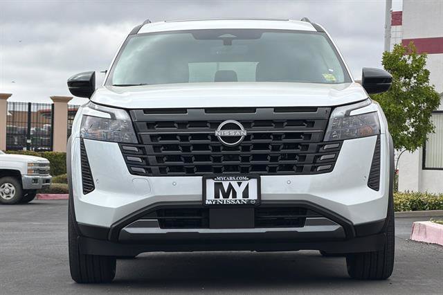 New 2026 Nissan Pathfinder SL w/ SL Premium Package (P04) AWD/4WD image 9