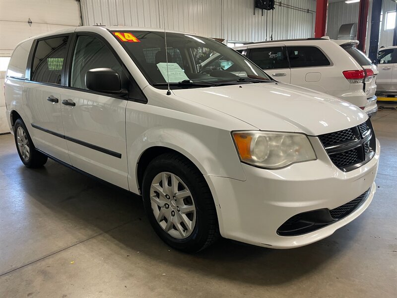 Used 2014 RAM C/V Tradesman FWD image 5