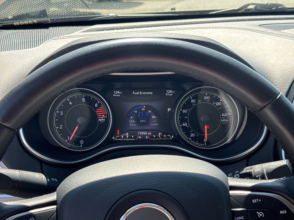 Used 2020 Jeep Cherokee Limited image 27