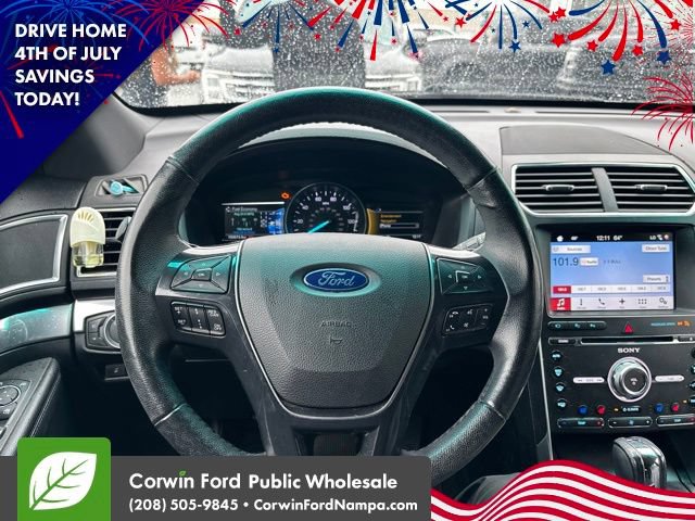 Used 2017 Ford Explorer Limited w/ Equipment Group 303A AWD/4WD image 12