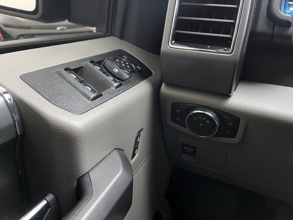 Used 2019 Ford F150 XLT w/ XTR Package image 13