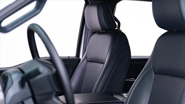 Used 2025 Ford F150 Lariat image 37