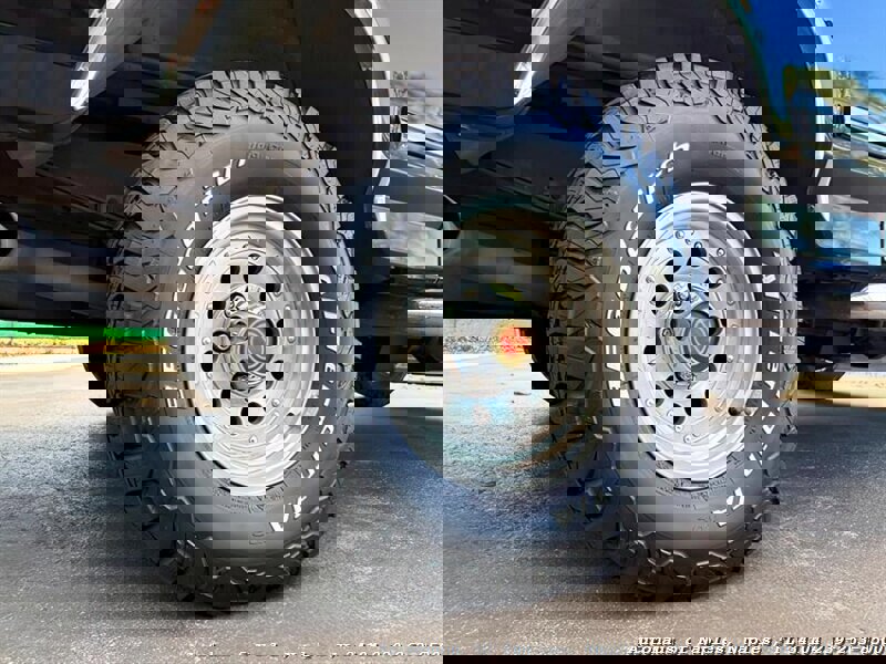 Used 1992 Ford Bronco image 11