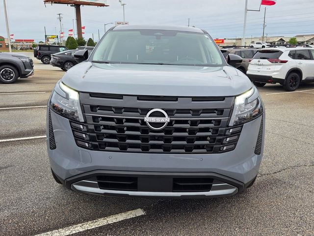 New 2026 Nissan Pathfinder Platinum w/ Cargo Package image 2