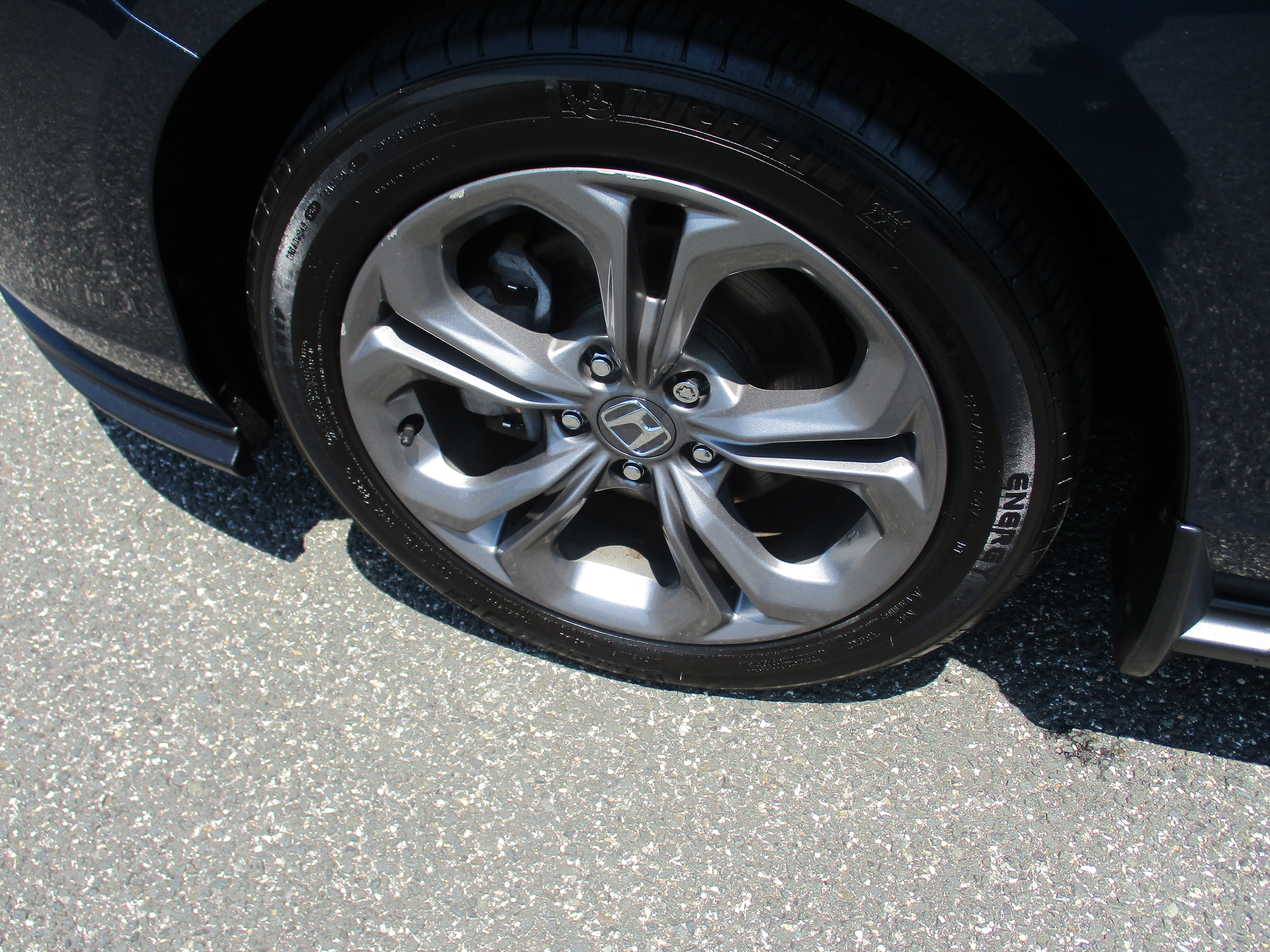 Certified 2023 Honda Accord EX image 9
