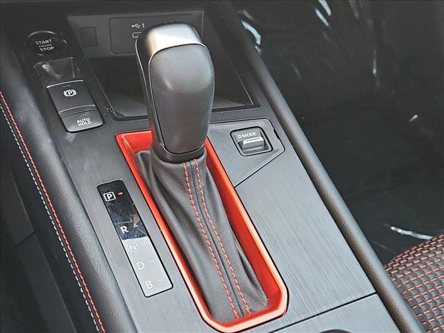 Certified 2025 Nissan Kicks SR FWD image 17
