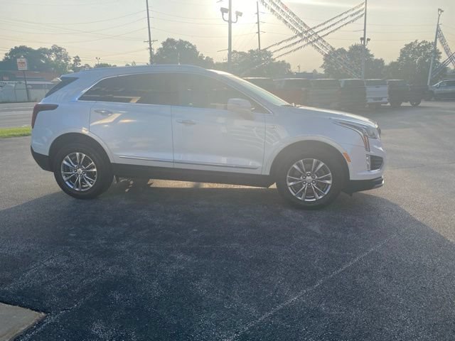 Used 2023 Cadillac XT5 Premium Luxury w/ LPO, Floor Liner Package AWD/4WD image 6