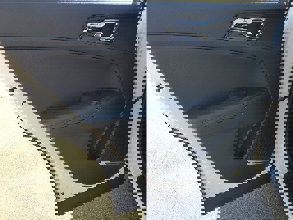 New 2026 Kia Sportage EX image 22