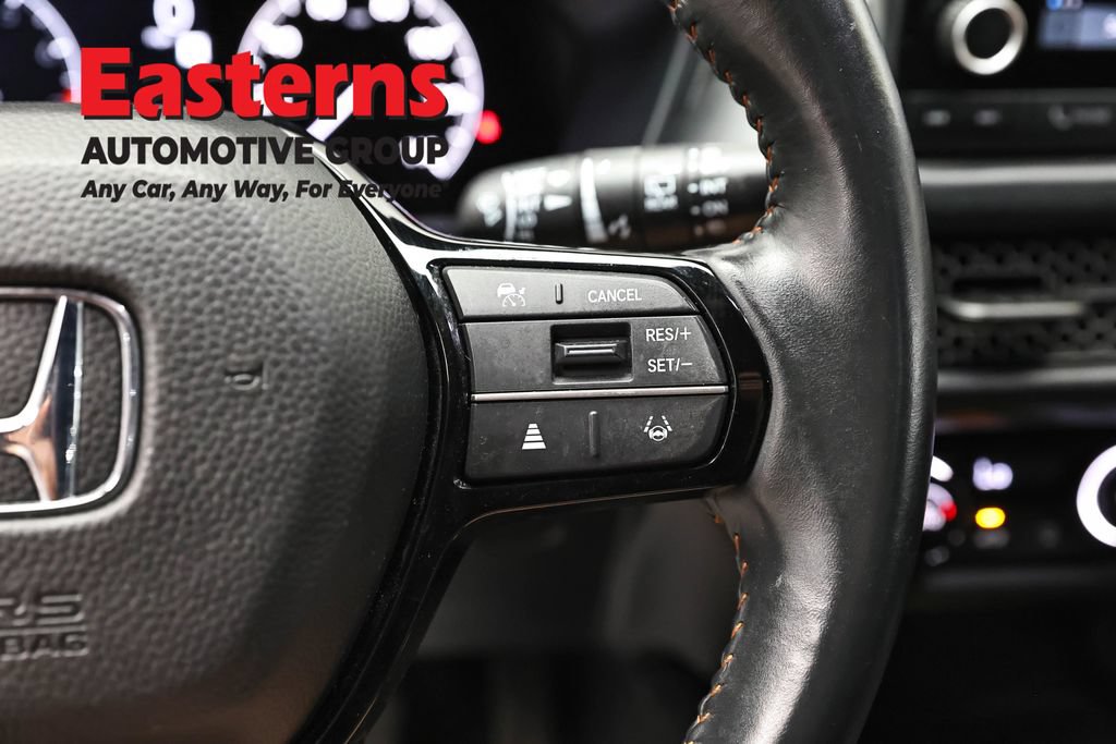 Used 2025 Honda HR-V Sport image 16