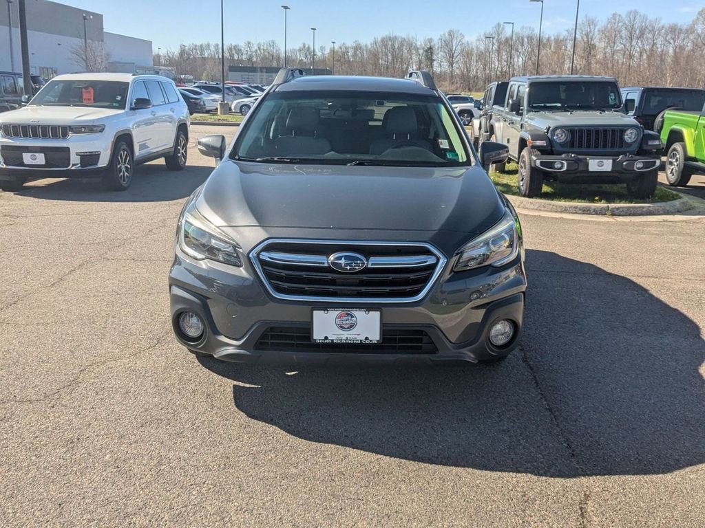 Used 2018 Subaru Outback 3.6R Limited AWD/4WD image 8
