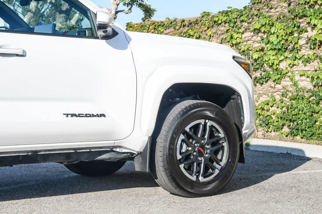 Certified 2024 Toyota Tacoma TRD Sport w/ TRD Sport Premium Package AWD/4WD image 11