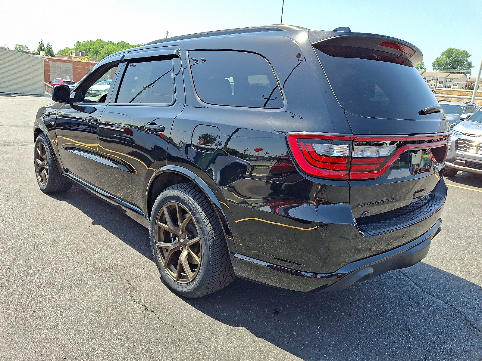 Used 2025 Dodge Durango R/T AWD/4WD image 3