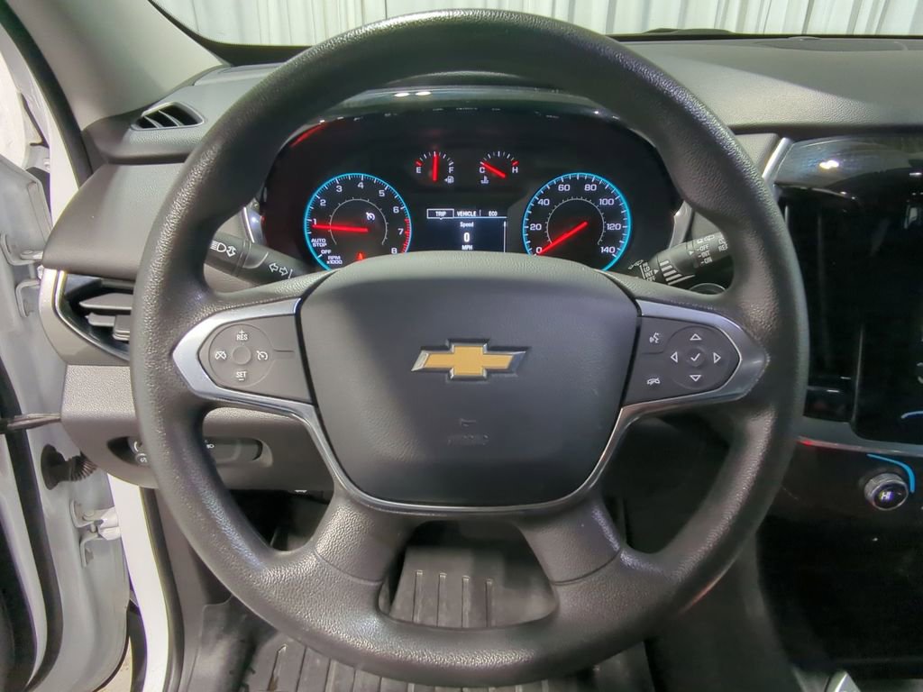 Used 2020 Chevrolet Traverse LS image 34