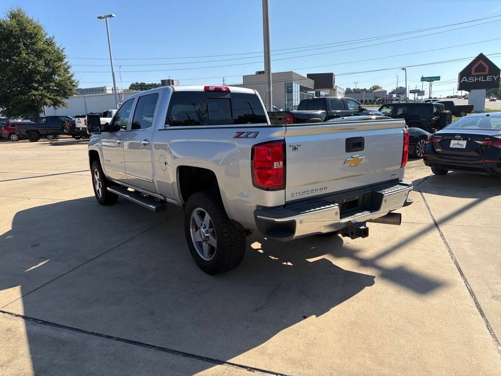 Used 2018 Chevrolet Silverado 2500 LTZ w/ Duramax Plus Package AWD/4WD image 11