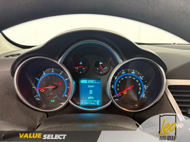 Used 2015 Chevrolet Cruze LT w/ Technology Package FWD image 12