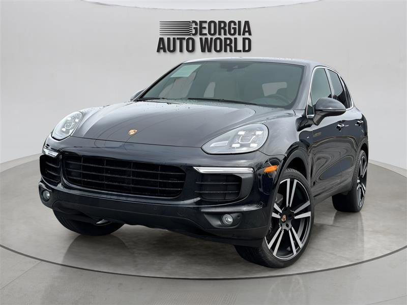 Used 2016 Porsche Cayenne image 1