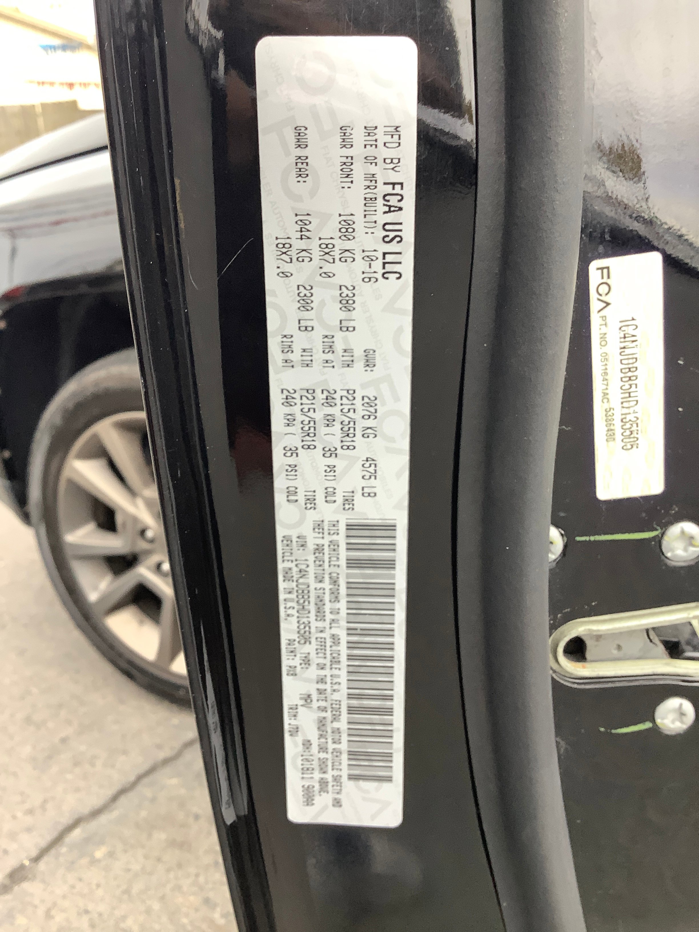 Used 2017 Jeep Compass 75th Anniversary w/ Power Value Group AWD/4WD image 25