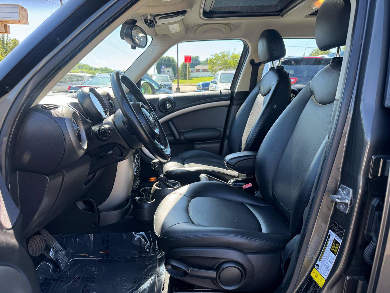 Used 2012 MINI Cooper Countryman FWD image 10