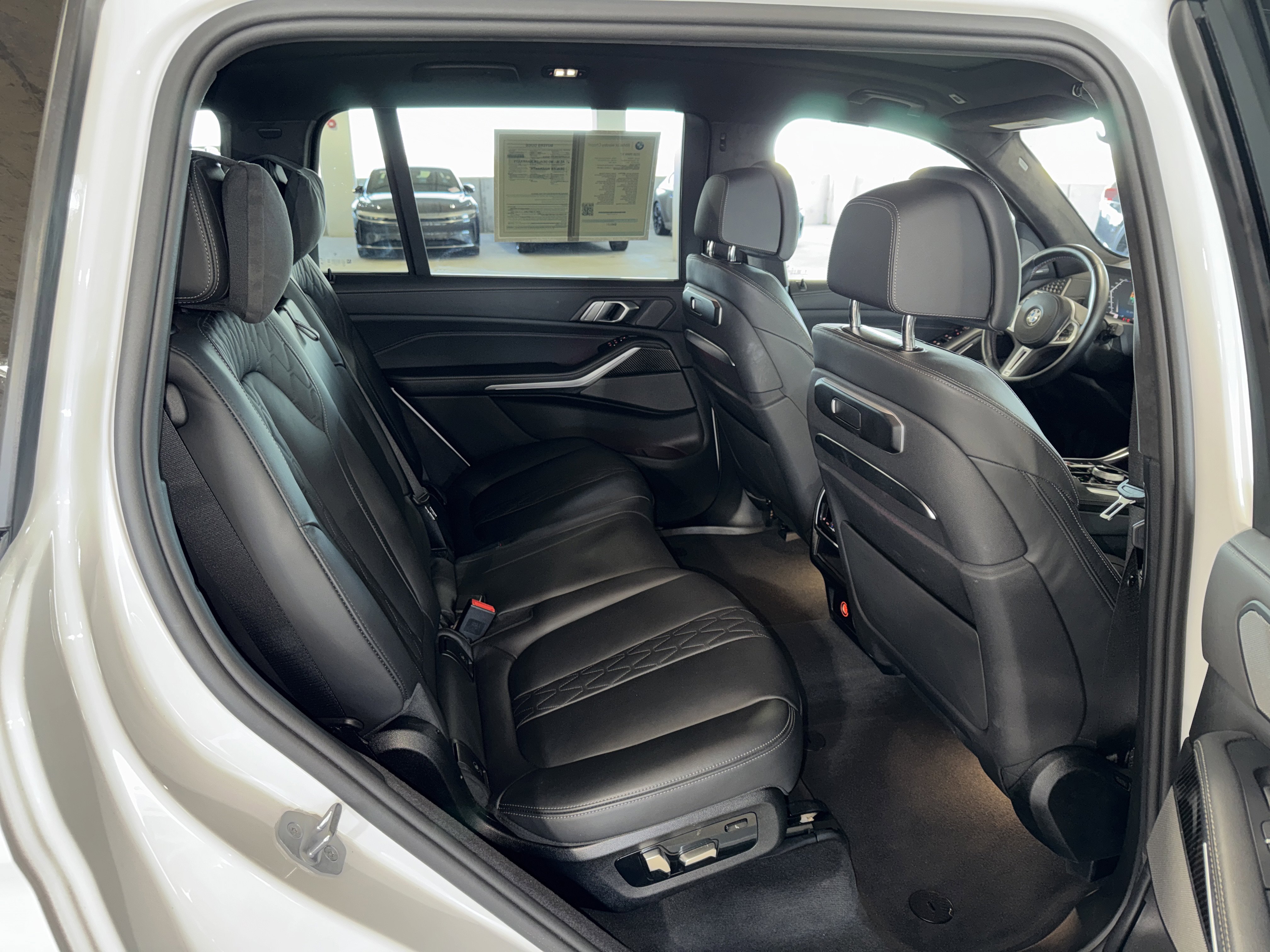 Used 2026 BMW X7 M60i image 12