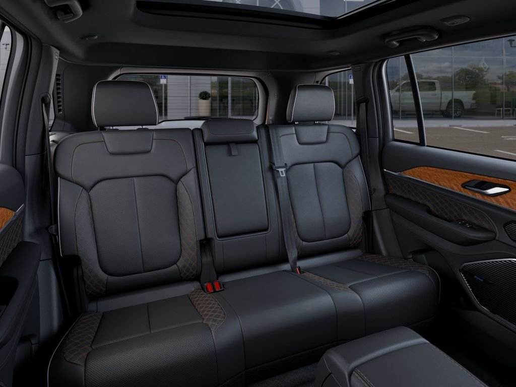 New 2026 Jeep Grand Cherokee Summit AWD/4WD image 15