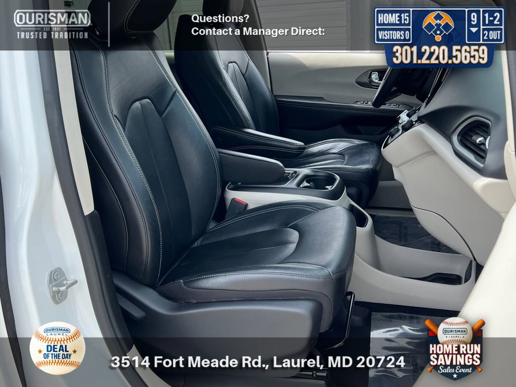 Used 2022 Chrysler Pacifica Touring-L FWD image 22