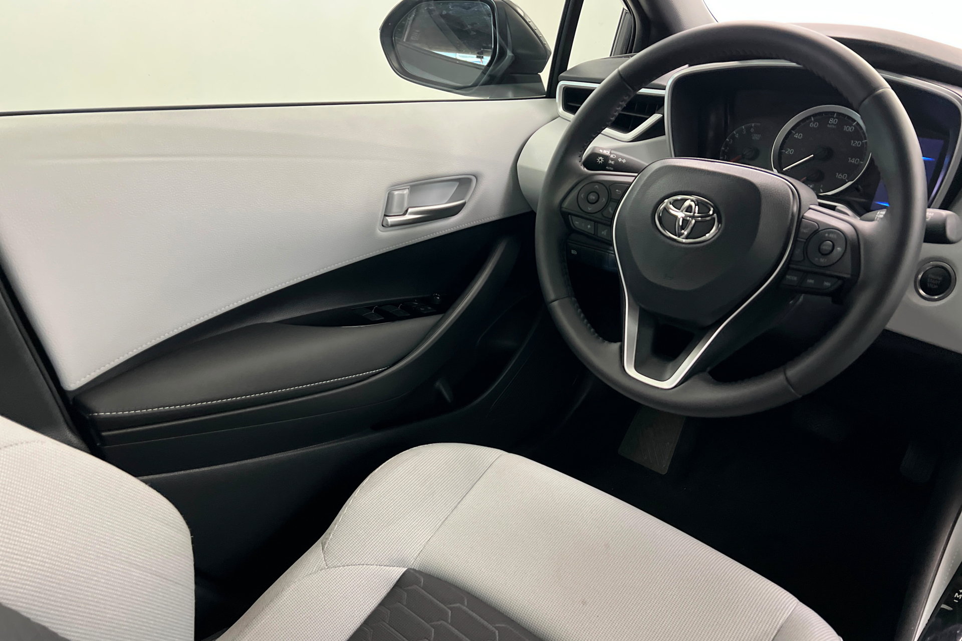 Certified 2022 Toyota Corolla SE FWD image 12
