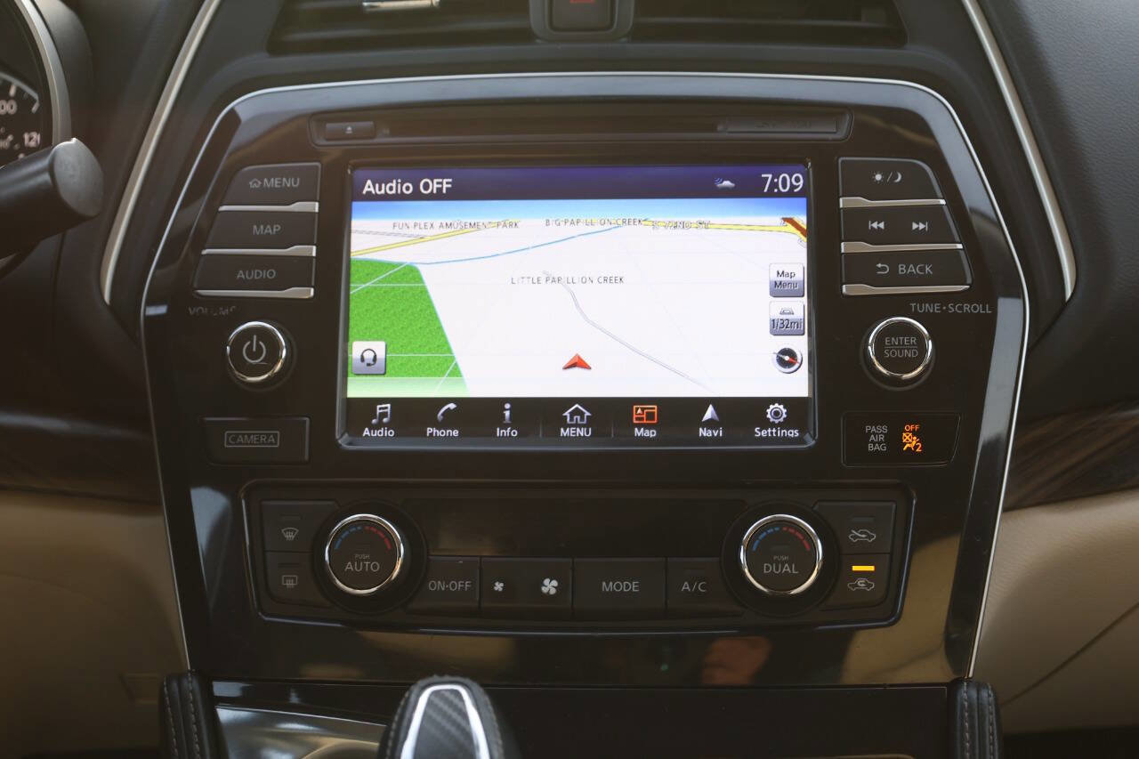 Used 2018 Nissan Maxima Platinum image 19