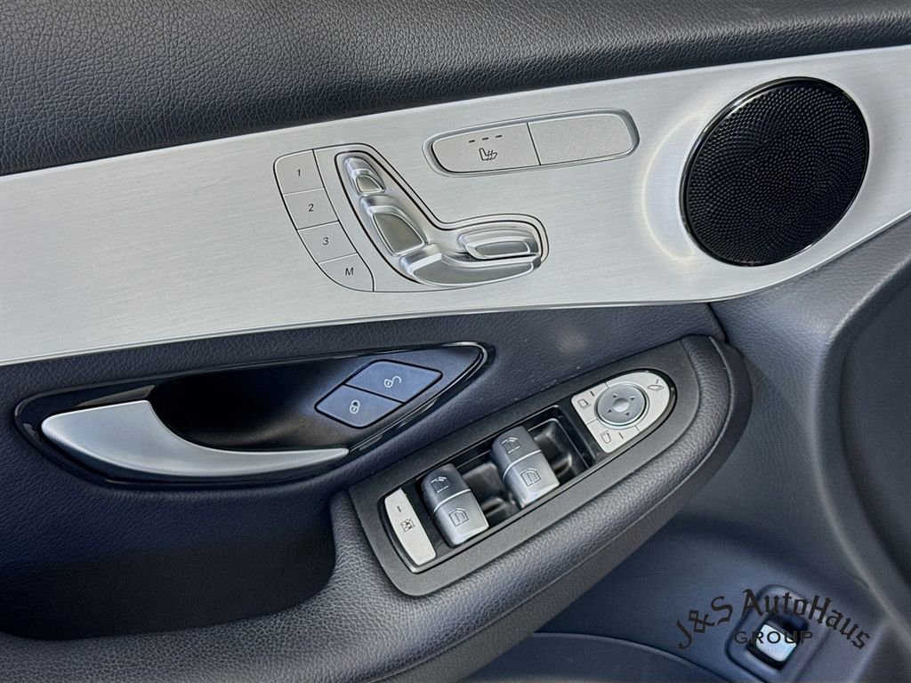 Used 2022 Mercedes-Benz GLC 300 GLC 300 image 22