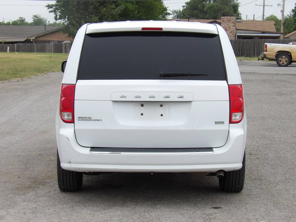 Used 2016 Dodge Grand Caravan SE w/ Quick Order Package 29E SE FWD image 6
