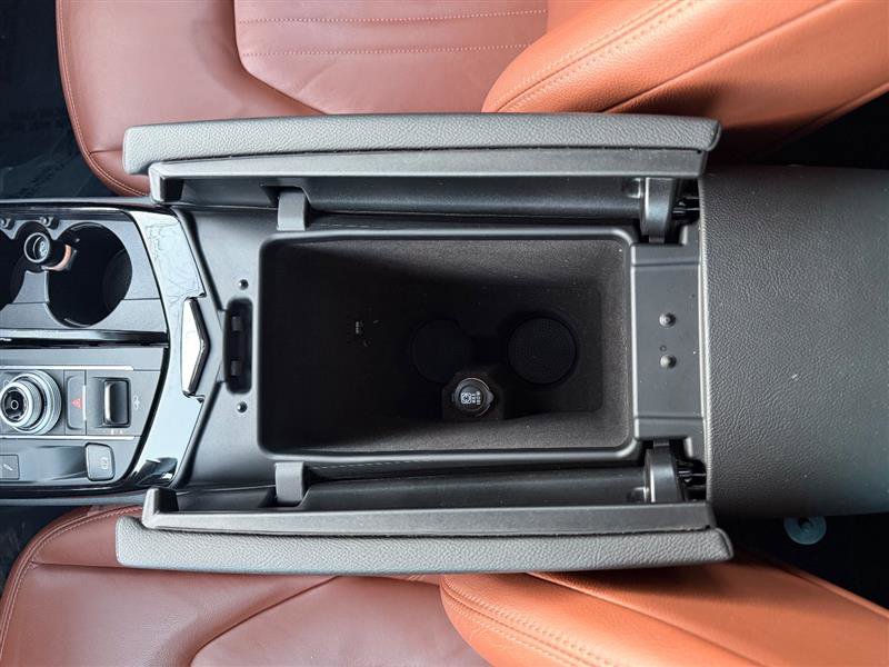 Used 2020 Maserati Levante image 38