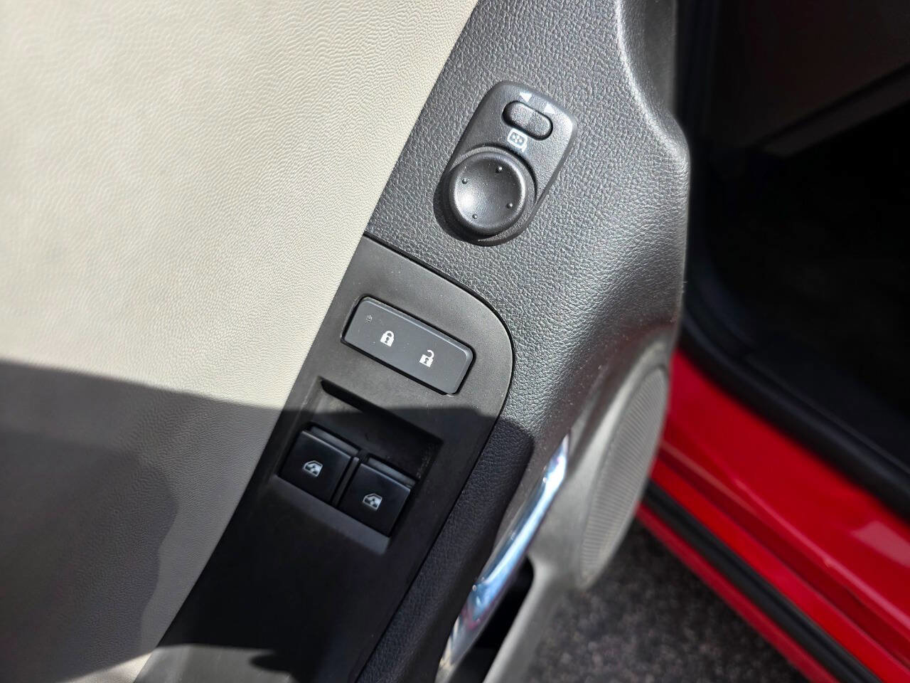 Used 2014 Chevrolet Camaro LS RWD image 10