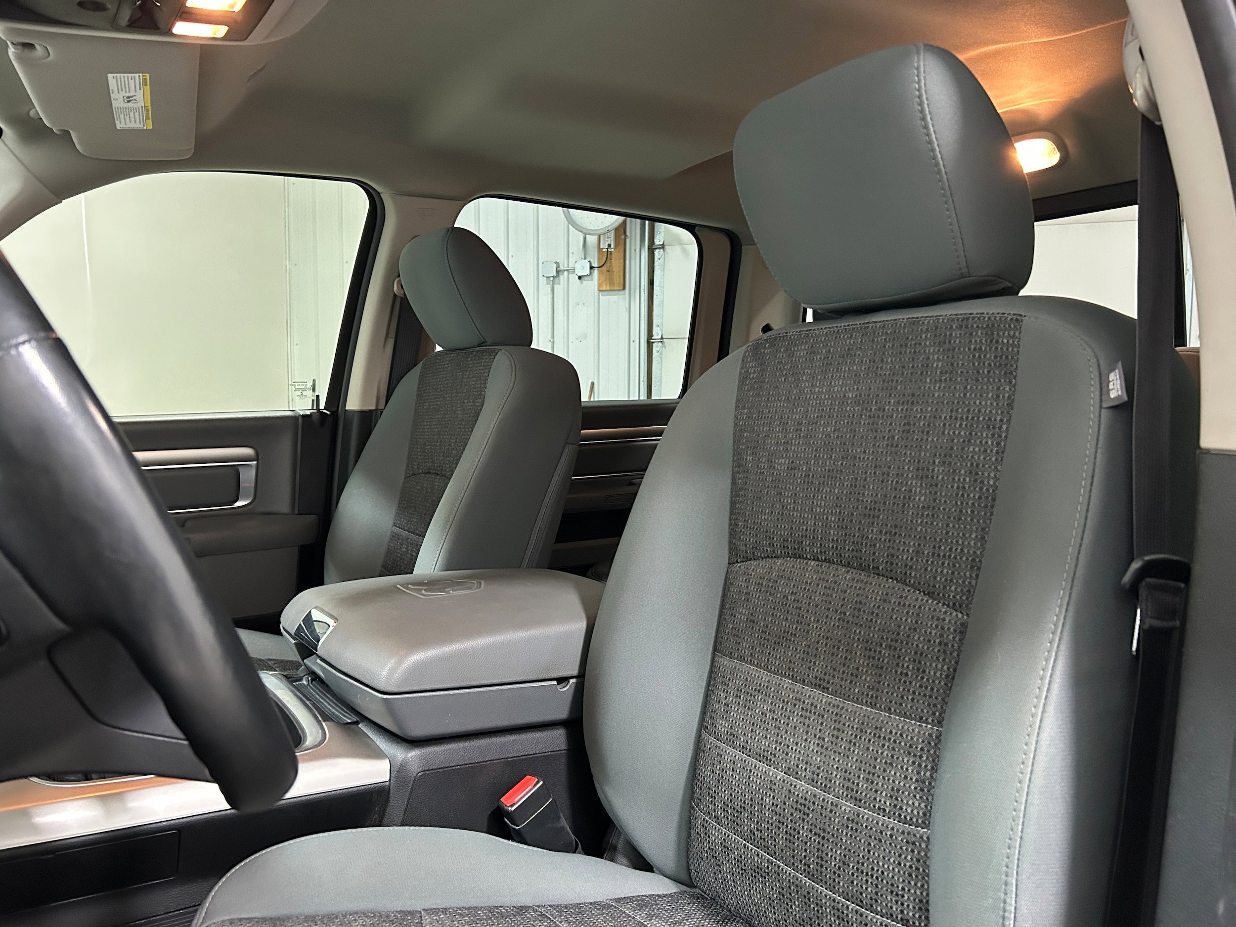 Used 2018 RAM 1500 Big Horn AWD/4WD image 25