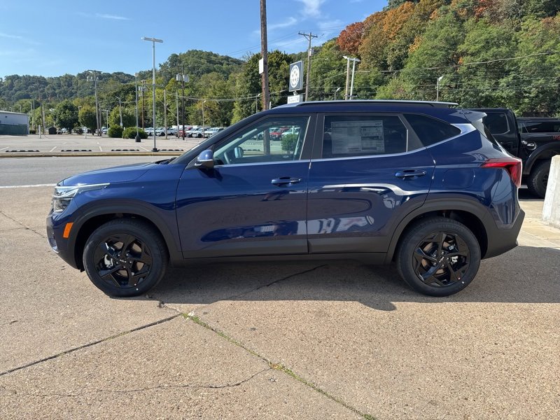 New 2026 Kia Seltos EX w/ EX Sunroof Package image 4