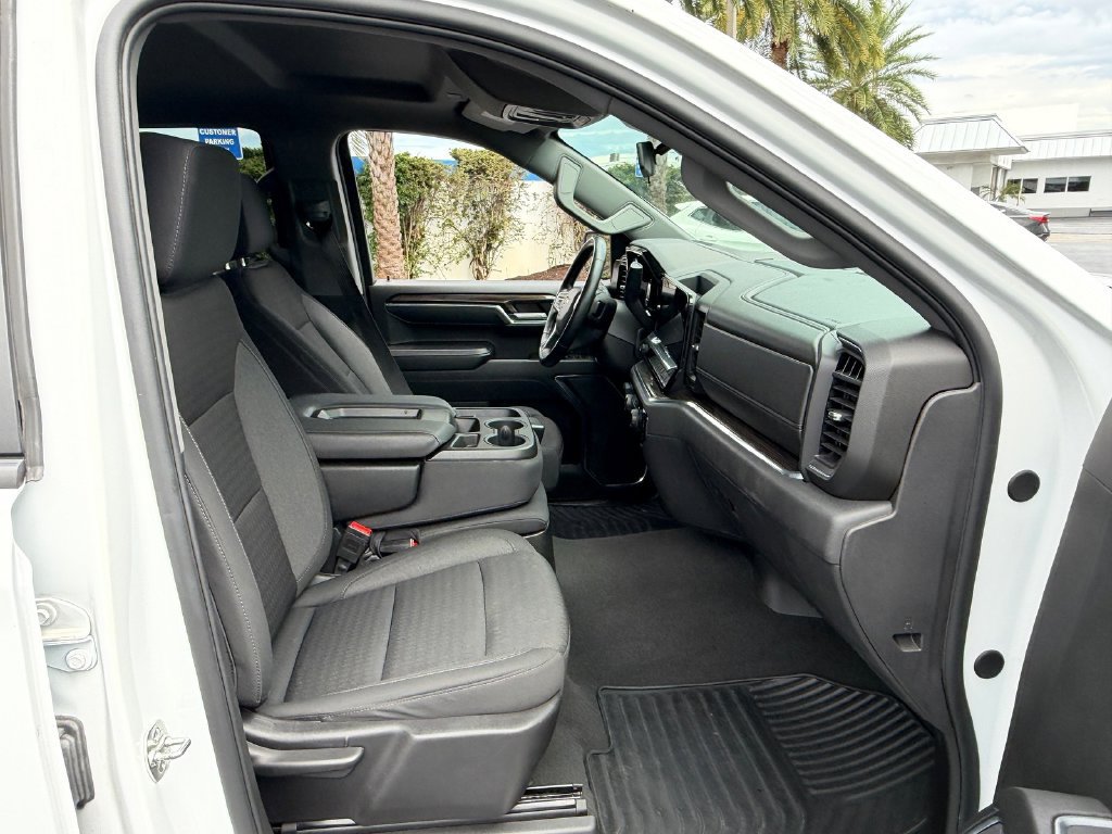 Used 2025 Chevrolet Silverado 1500 LT RWD image 15