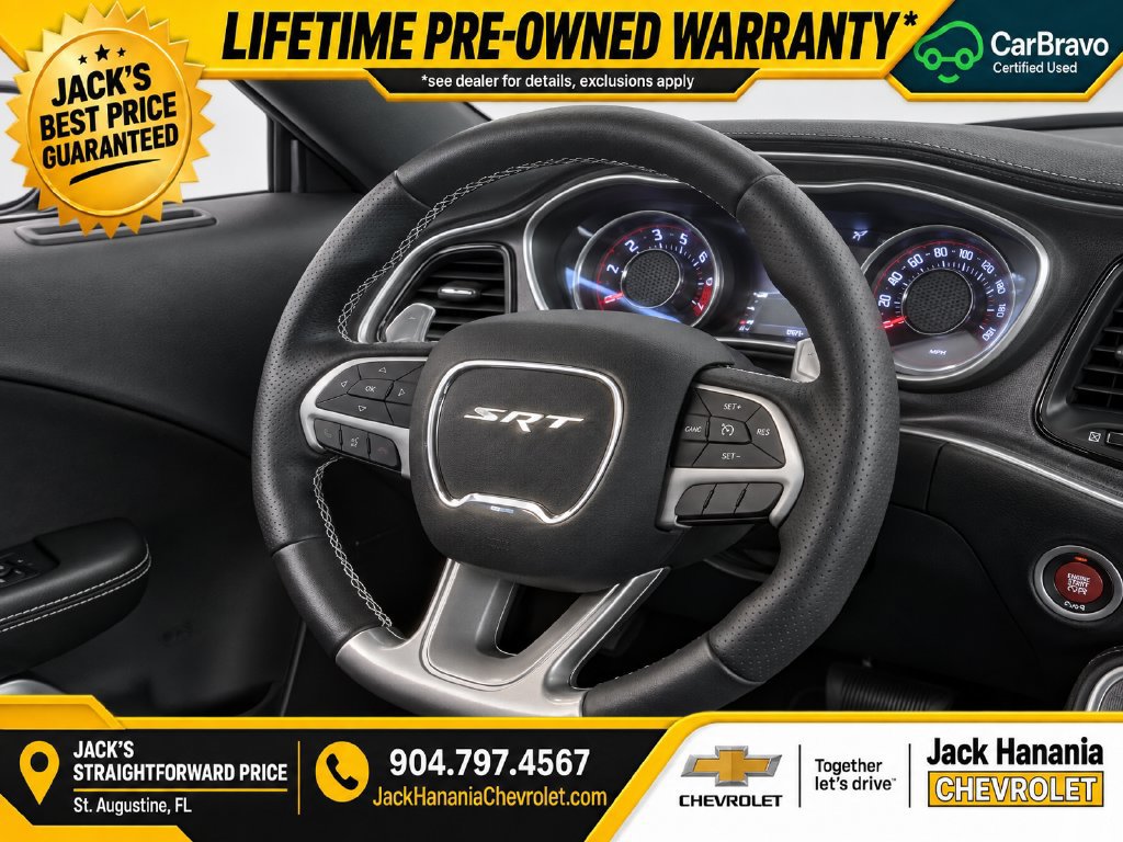 Used 2015 Dodge Challenger SRT RWD image 12
