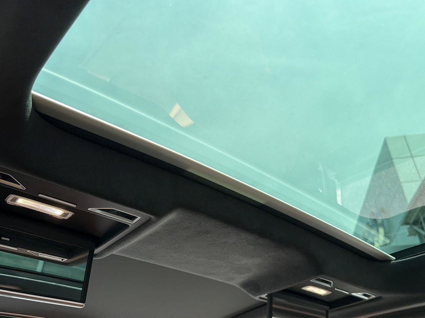 New 2026 Audi S8 AWD/4WD image 19