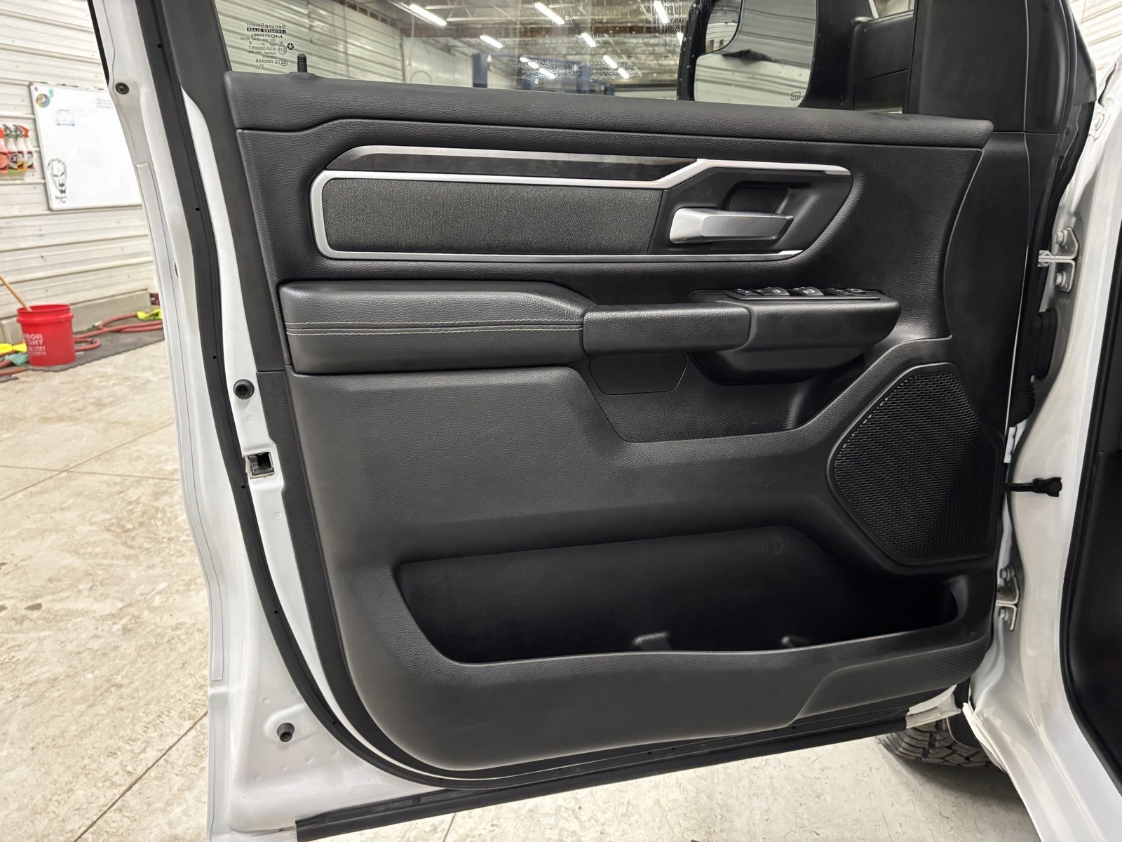 Used 2022 RAM 1500 Big Horn image 9