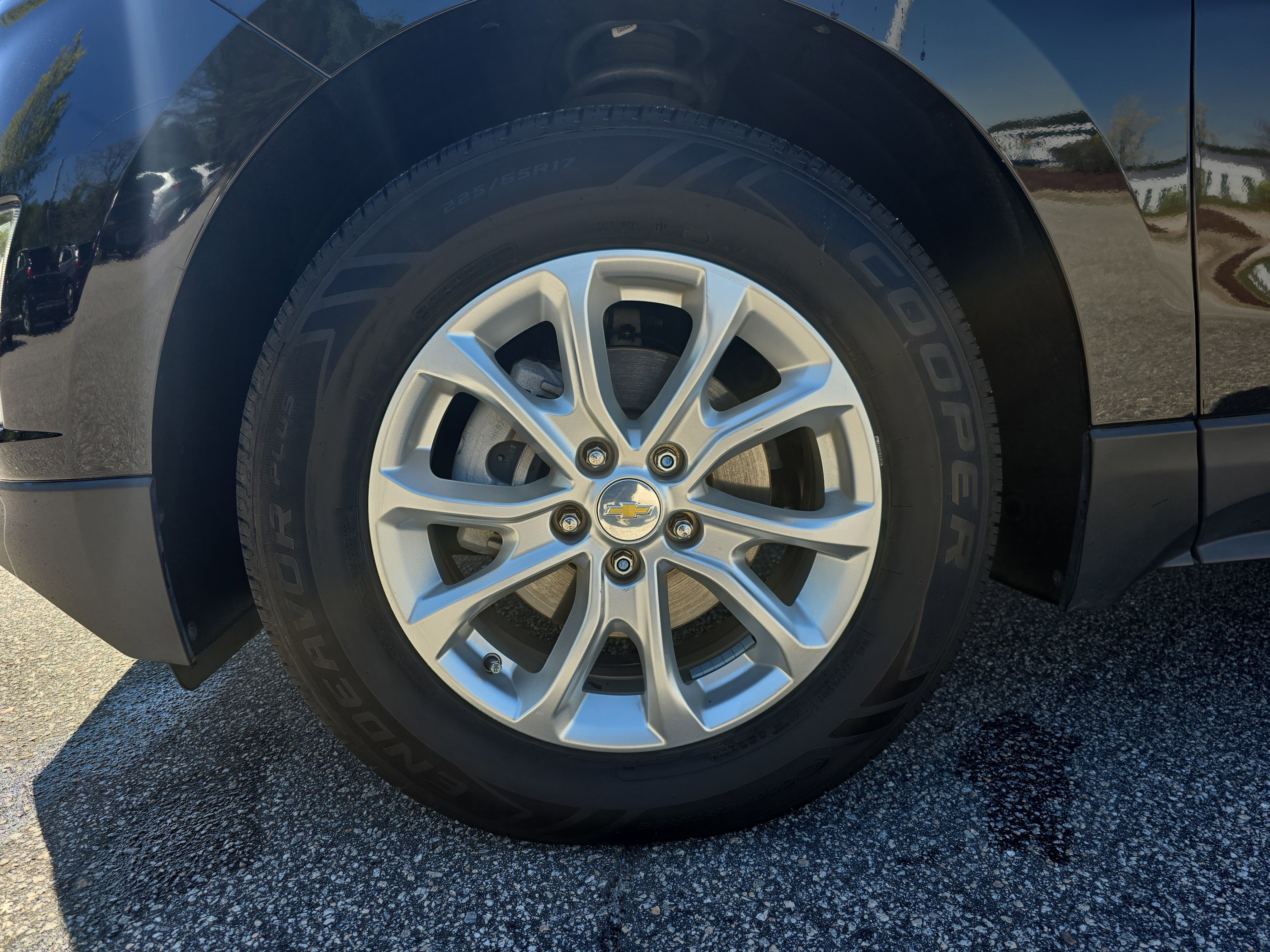 Used 2021 Chevrolet Equinox LT FWD image 32